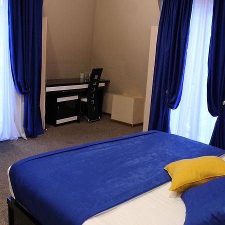 Hotel Diplomat Tbilisi Exteriör bild