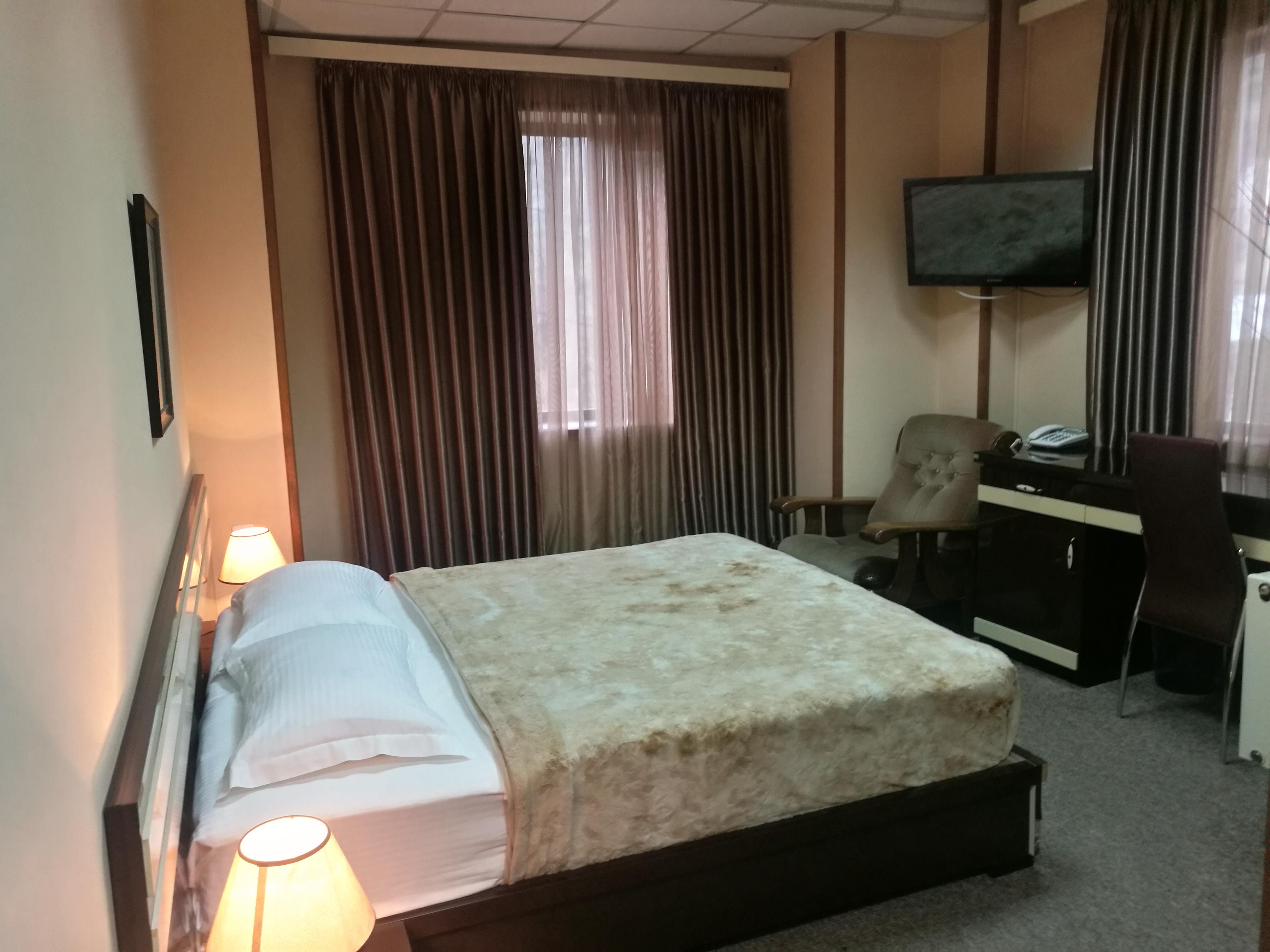 Hotel Diplomat Tbilisi Exteriör bild