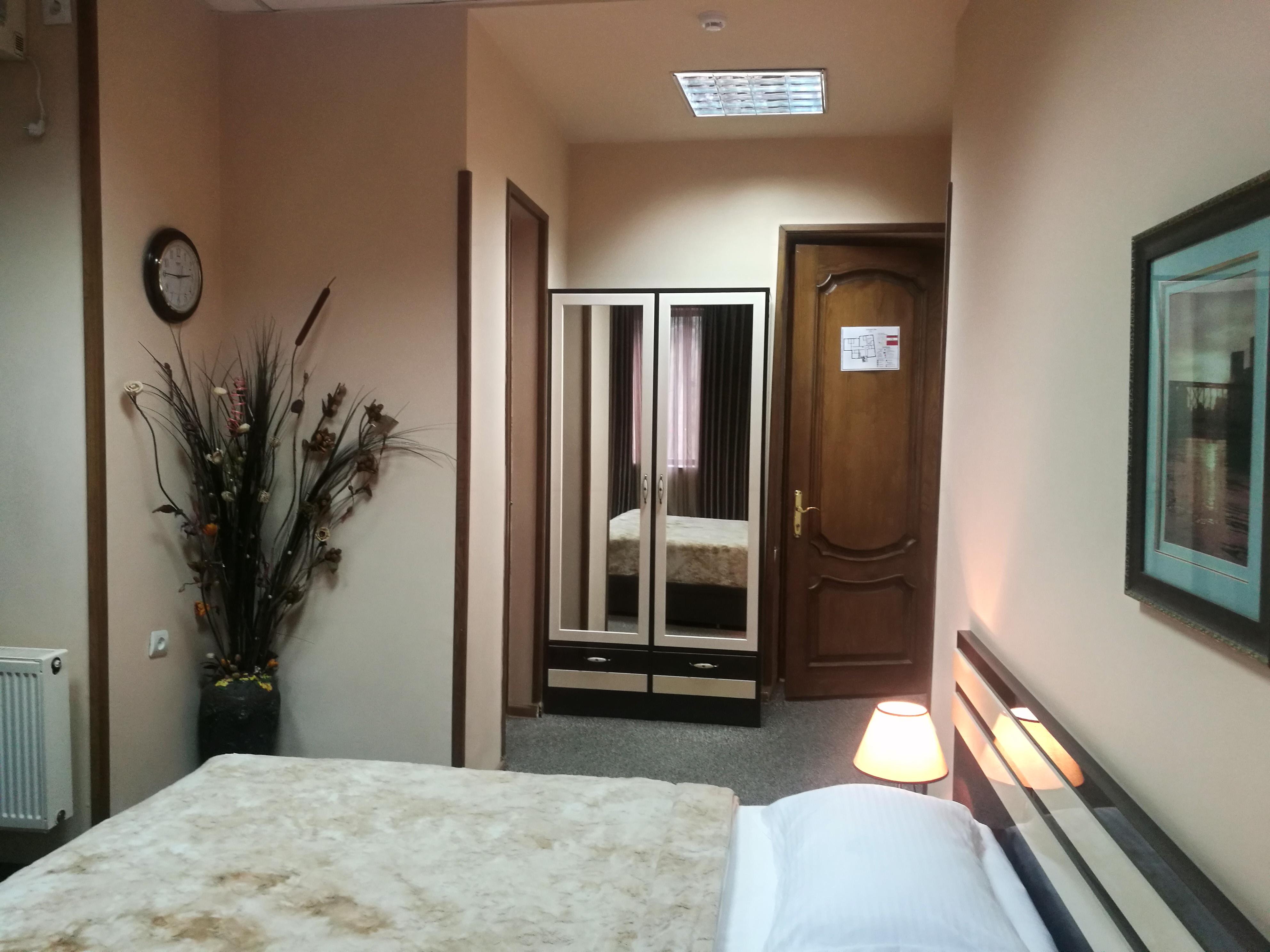 Hotel Diplomat Tbilisi Exteriör bild